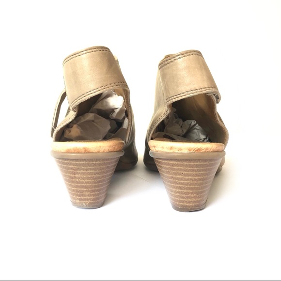 Earth Kristy Taupe Leather Slingback Bootie/Sandal - Picture 5 of 9